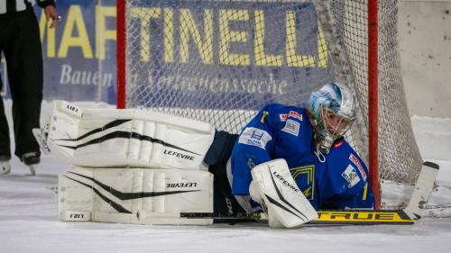 St.Moritz Goalie Lony kann sich mindestens bis zum 27. Januar auf die faule Haut legen.         Foto: Daniel Zaugg