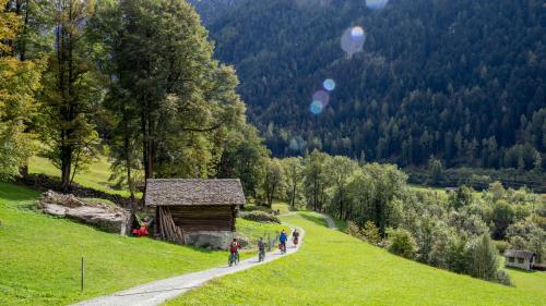 Unterwegs im Bergell. Foto: Daniel Zaugg