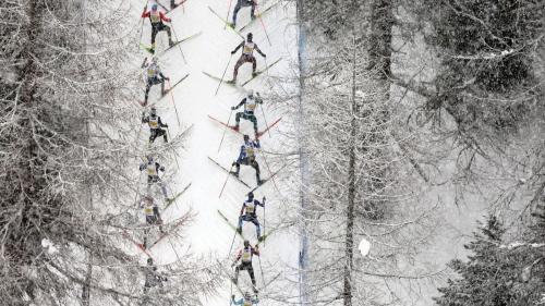 Wegen grossen Neuschneemengen und milden Temperaturen der vergangenen Wochen musste der Start von Maloja nach Silvaplana verlegt werden. Foto: swiss-image.ch/Bild Andy Mettler