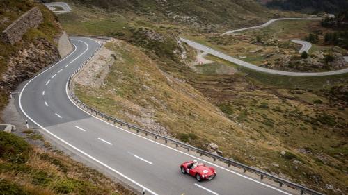 Der Automobilanlass Bernina Gran Turismo führt zu Strassensperrungen auf dem Berninapass. Foto: Bernina Gran Turismo