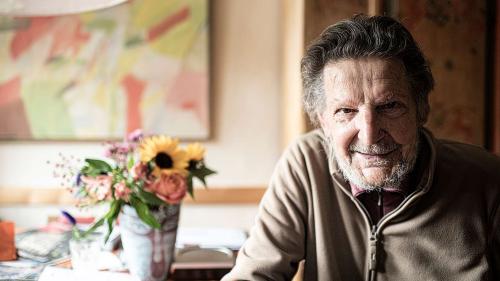 Constant Könz findet das Glück in der Kunst, in der Natur und bei Begegnungen mit Menschen. Foto: Mayk Wendt