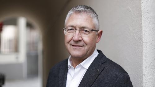 Daspö l’on 2019 es Vincent Augustin da Mon president da la SRG.R. El restarà in uffizi fin vers la fin dal 2026 (fotografia: SRG.R).