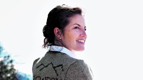 Graziella Contratto freut sich darauf, «Titänli» mit ihren Musikern im Schulhaus Sils aufzuführen.
Foto: Priska Ketterer