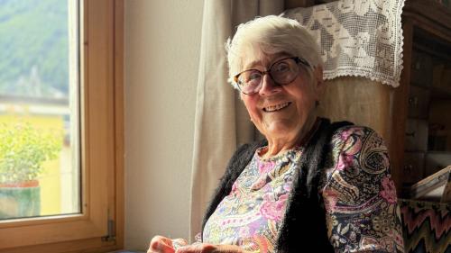 Ulrica Guidon liest und strickt gerne. Foto: Fadrina Hofmann