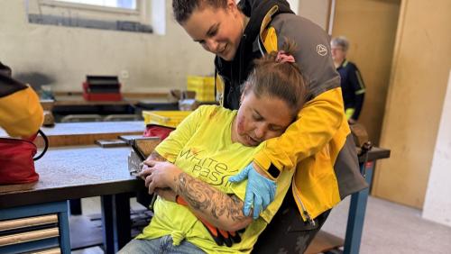 Üben für den Notfall. Foto: Fadrina Hofmann