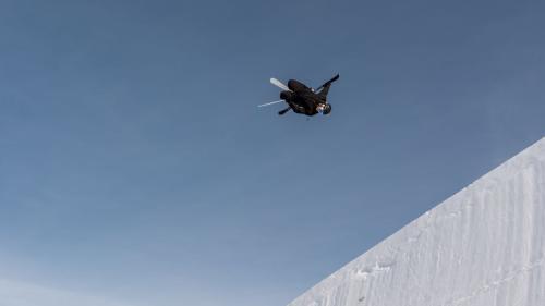 Nach der Freestyle WM kämpften auf Corvatsch die jungen Athleten um den Schweizermeistertitel              Foto: Fabian Gattlen