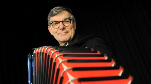 I’l decurs da quist on vegn Flurin Caviezel a preschantar amo numerusas jadas seis program «Falten», tanter oter eir in Engiadina (fotografia: mad).