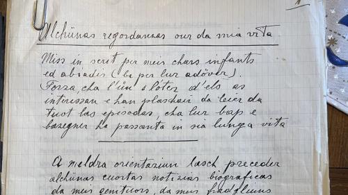 Erst vor zwei Wochen entdeckt: Die originalen, handschriftlichen Manuskripte des Engadiner Pioniers Riet Campell. Foto: Duri Bezzola