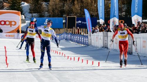 Hauchdünne Entscheidung bei den Männern. Von links: Der Dritte Sabin Coupat (FRA), Sieger Einar Hedegart (NOR) und der Davoser Jason Rüesch als Zweiter. Foto: Jon Duschletta