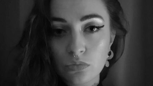 In Nairs wird Ditzler mittels Photogrammetrie-Scan ihren Avatar im Schnee tanzen lassen und somit ein erstes virtuelles Engadin kreieren (Foto: z. Vfg).