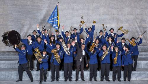 Die Musikgesellschaft St. Moritz, sie zählt aktuell knapp 30 aktive Mitglieder, anlässlich des Kantonalen Musikfestes 2024 in Klosters. Foto: Erwin Keller/Kellermedia