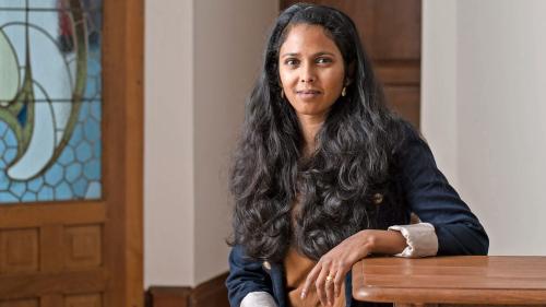 Gianna Olinda Cadonau, la geranta da l’Uniun Travers, es positiva cha vegnan auncha inoltros töchs pel Premi Travers (fotografia: mad).