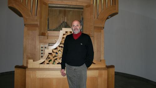 Nach fast vierzig Jahren Engagement in der Kirche, zügelt Gian Clalüna nach Maloja und verlässt die Kirchgemeinde. 			Foto: z. Vfg.