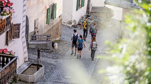 Vor Wanderbeginn sollte die Route sorgfältig geplant werden. Fotos: TESSVM