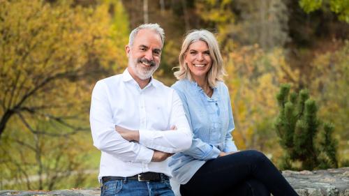 Gregorio van Kuyk und Katja Gridling übernehmen die Direktion des Berghotels Randolins. Foto: z. Vfg