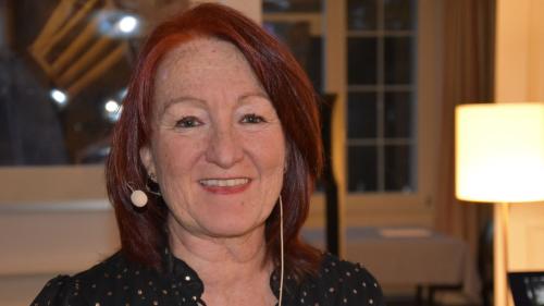 Barbara Schaefer las aus ihrem Buch «Literaturhotels». Foto: Urs Oskar Keller