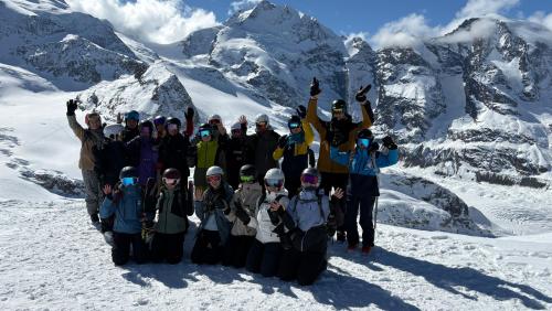Schneesportlager schweissen eine Klasse zusammen. Foto:Christian Götz