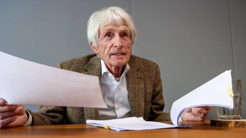 Laut Otmar Bänziger hat das Verbot von Zweitwohnungen in der Praxis dazu geführt, dass der Druck auf die altrechtlichen Wohnungen gewachsen und heute entsprechend spürbar ist. Foto: Jon Duschletta