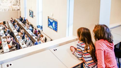 Die «Klimajugend» glänzte vor und während der Oktobersession durch Abwesenheit. Und auf der Tribüne des Grossen Rates waren während der «Green Deal»-Debatte nur vereinzelte Interessierte auszumachen.  Foto: Jon Duschletta
