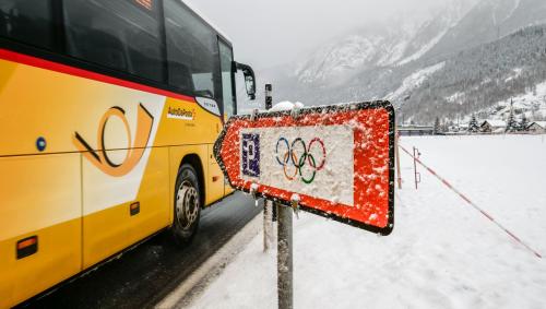 Die frühe Verlagerung der Besucherströme auf den Öffentlichen Verkehr und den ÖV-Shuttledienst von PostAuto hat sich gut bewährt. Foto: Jon Duschletta