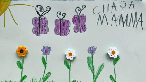 Ün disegn d’ün uffant in occasiun dal di da la mamma chi ha lö in dumengia (fotografia: Gabriela Riedi).