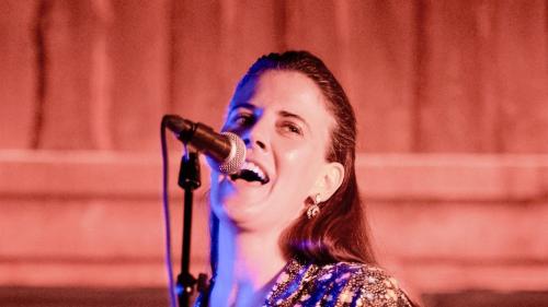 Nina Mayer singt, seit sie drei Jahre alt ist, und lebt schon seit jeher für und mit Musik. Foto: z. Vfg 