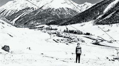 Il runel cun plattins a S-chanf es gnieu fabricho la fin dals ans 1950 ed existiva var desch ans (fotografia: Archiv culturel Engiadin'Ota). 